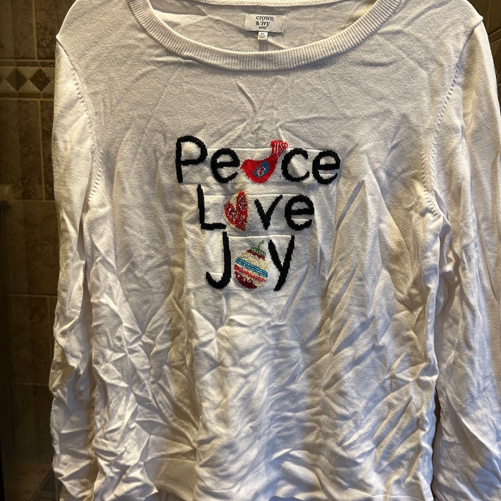 Crown & Ivy large petite Christmas sweater. - Picture 2 of 5
